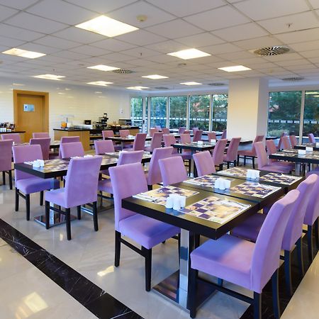 Holiday Inn Express Istanbul-Altunizade By Ihg Εξωτερικό φωτογραφία