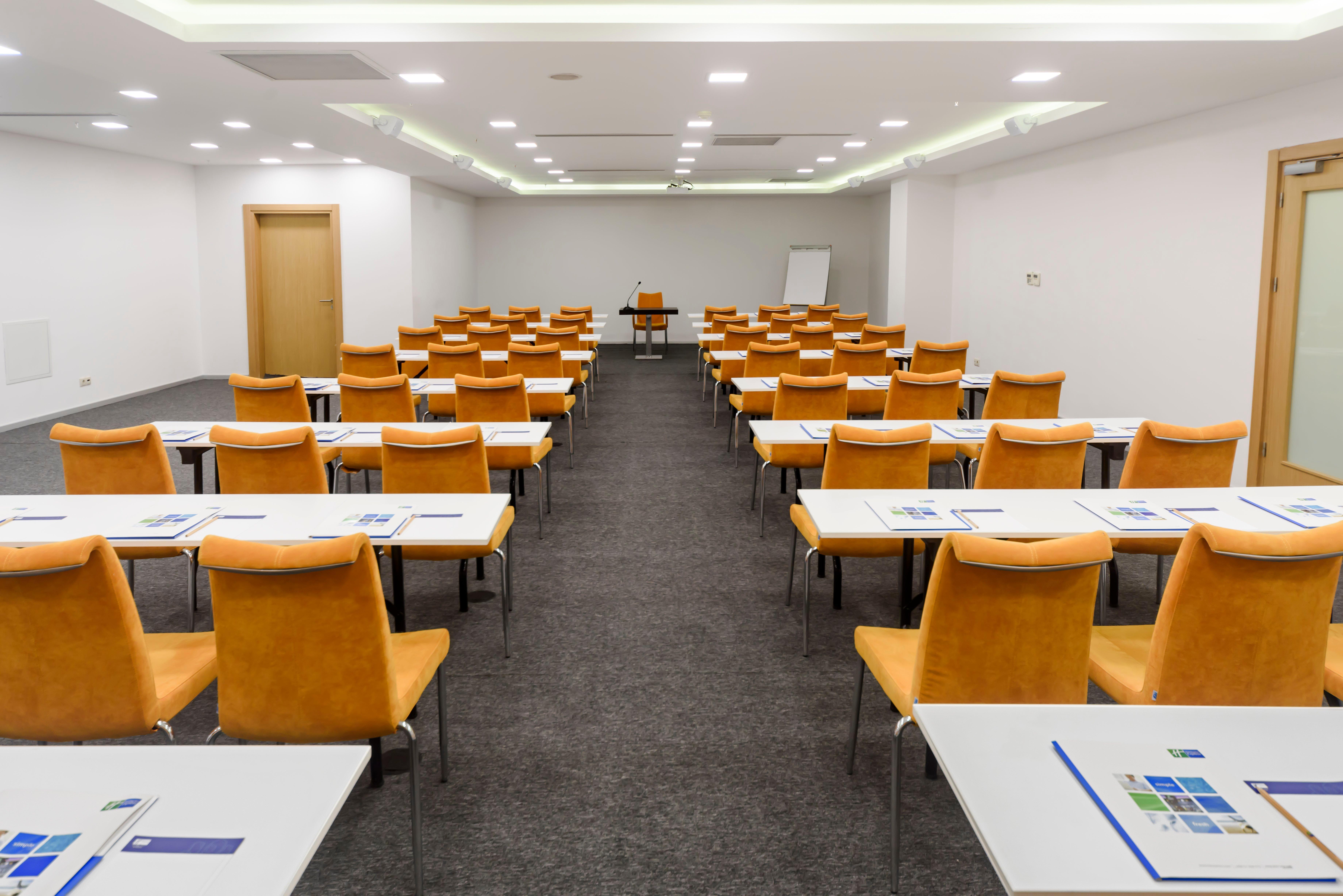 Holiday Inn Express Istanbul-Altunizade By Ihg Εξωτερικό φωτογραφία