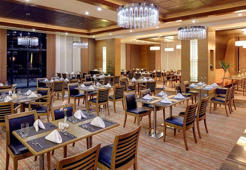 Holiday Inn Express Istanbul-Altunizade By Ihg Εξωτερικό φωτογραφία
