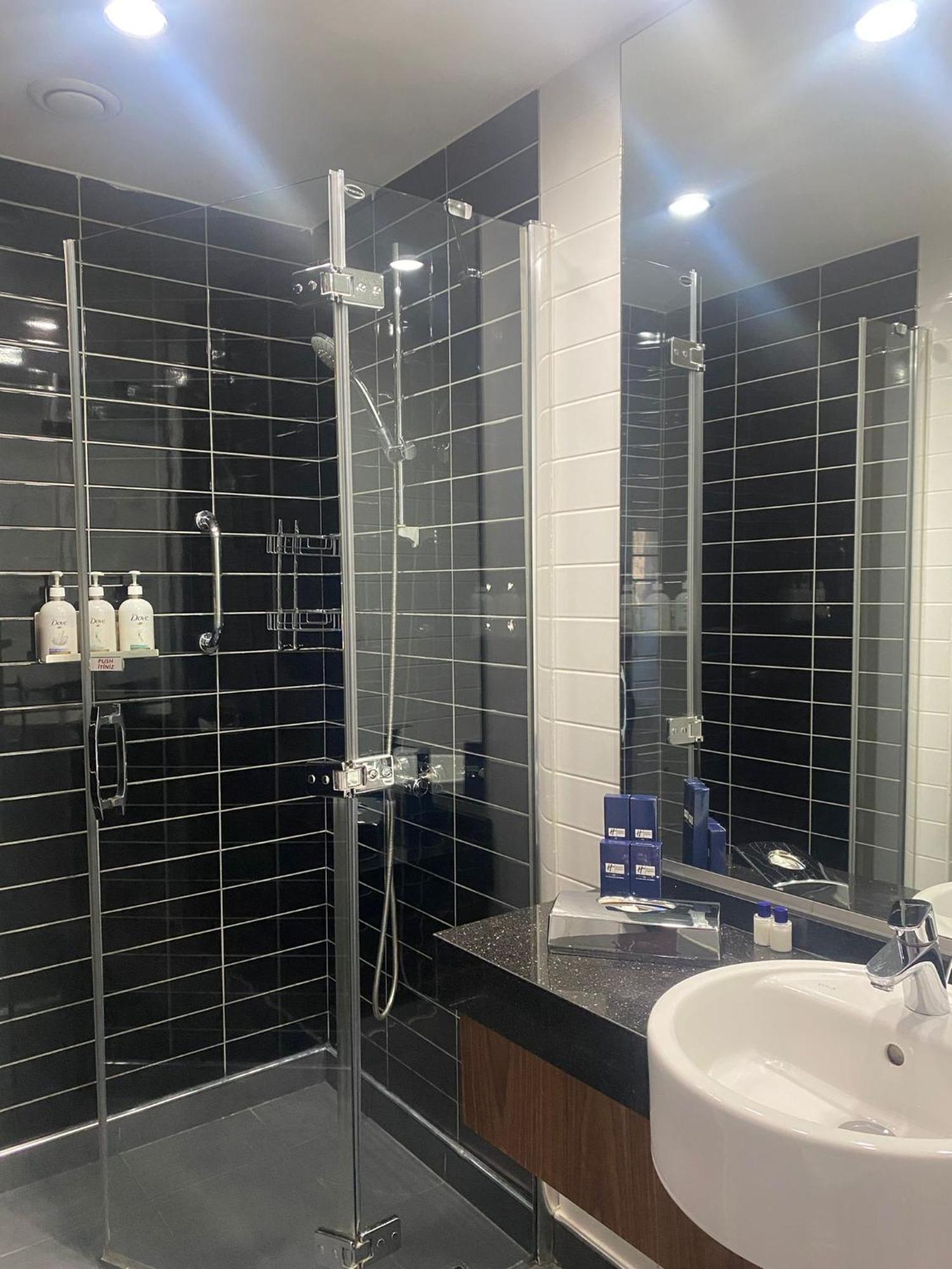 Holiday Inn Express Istanbul-Altunizade By Ihg Εξωτερικό φωτογραφία