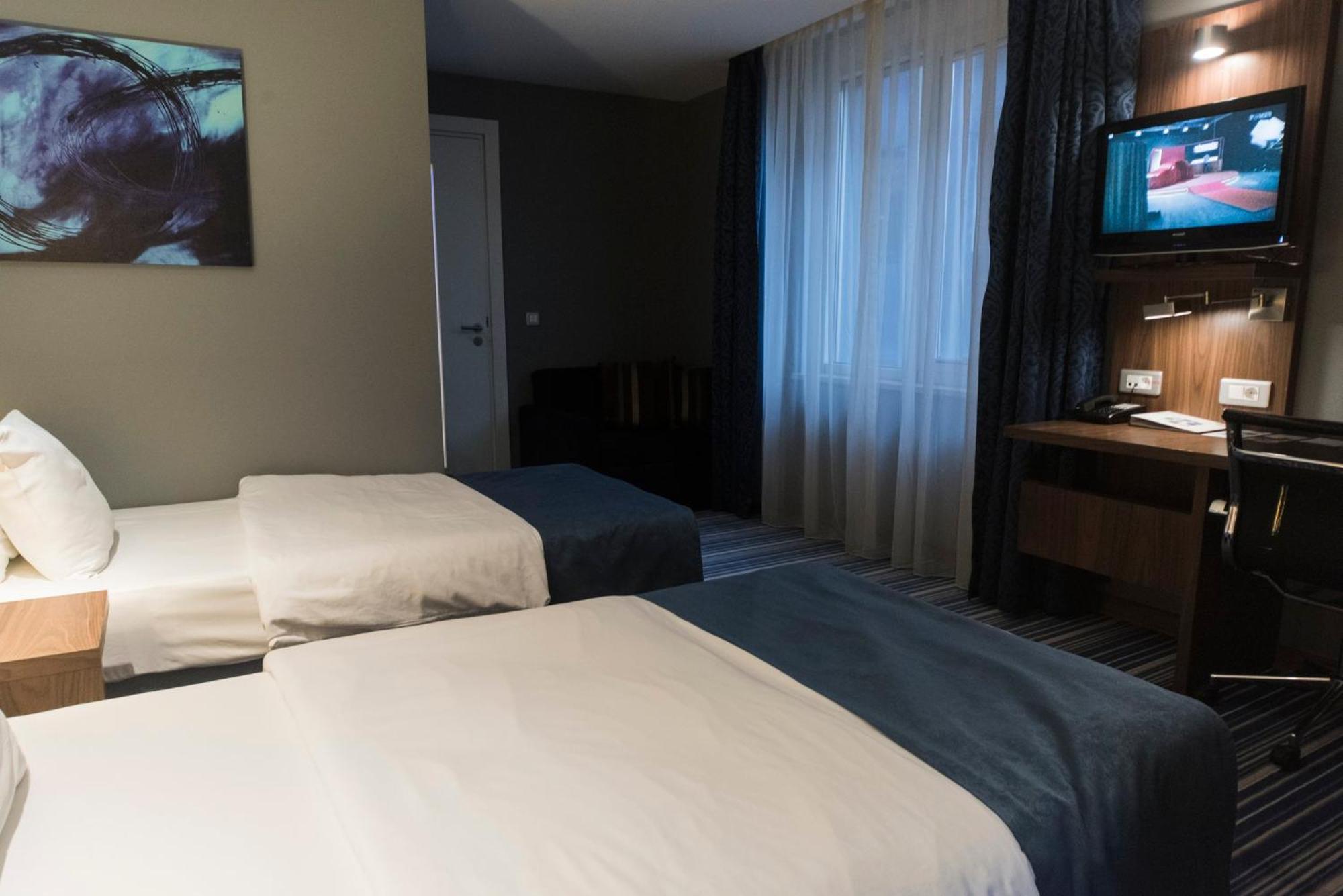 Holiday Inn Express Istanbul-Altunizade By Ihg Εξωτερικό φωτογραφία
