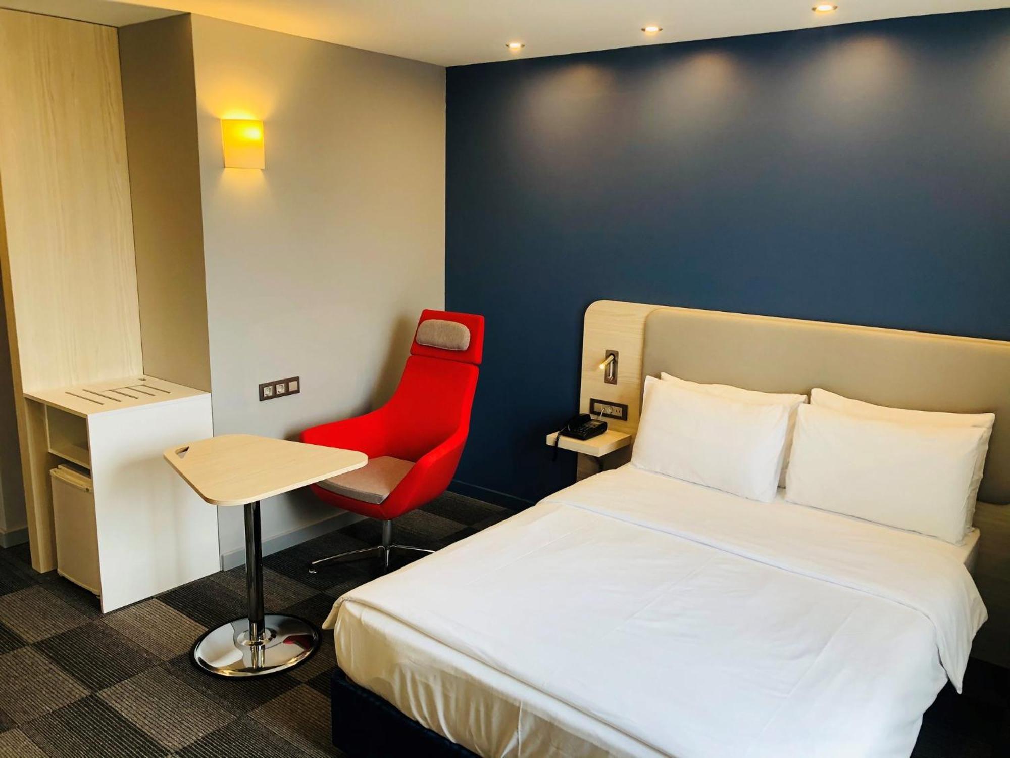Holiday Inn Express Istanbul-Altunizade By Ihg Εξωτερικό φωτογραφία